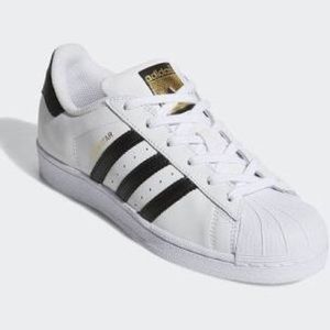 Adidas Superstars Sneakers